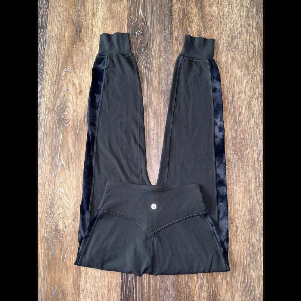 Lululemon Size 2 Align Jogger HR 28” Graphite Grey/Diamond Dye Track Stripe
